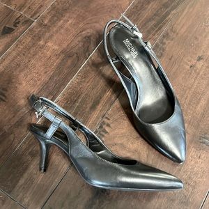 MK Michael Kors black sling back leather low pump heels size 6M
